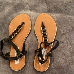 Steve Madden Black and Tan Minimalist Sandals